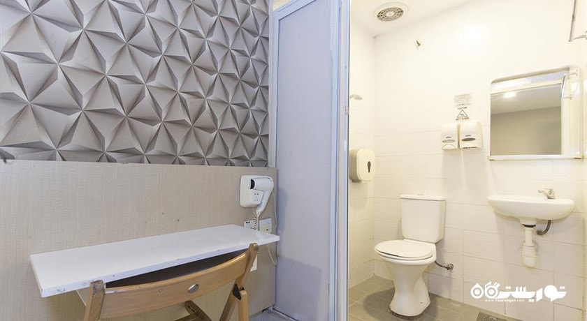 حمام و سرویس بهداشتی اتاق ها
