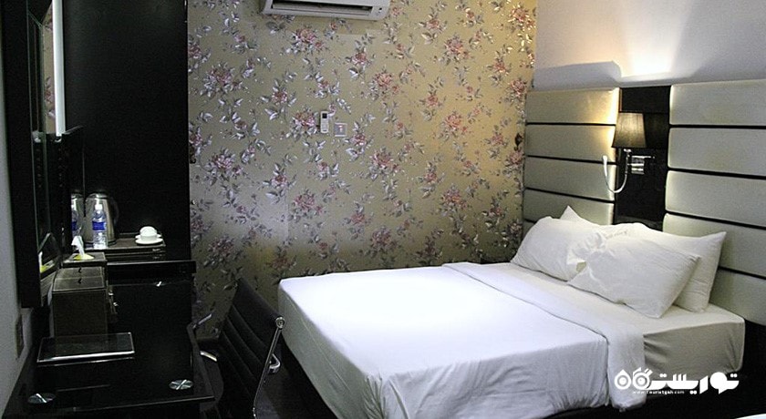 نمای تخت بزرگ اتاق سوپریور