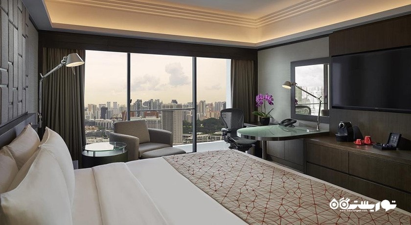 نمای تخت بزرگ اتاق کلاب