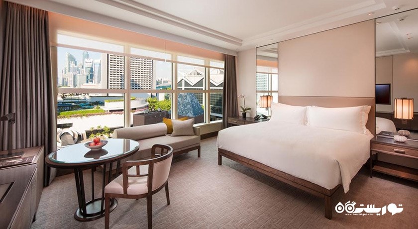 نمای تخت بزرگ اتاق دلوکس