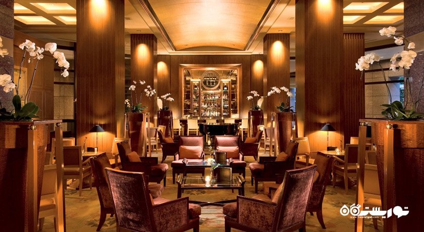 لابی لانج هتل کنراد سنتنیال سنگاپور