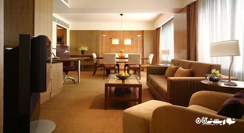 محوطه نشیمن سوئیت گرند