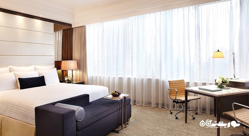 نمای تخت بزرگ اتاق اگزکیوتیو