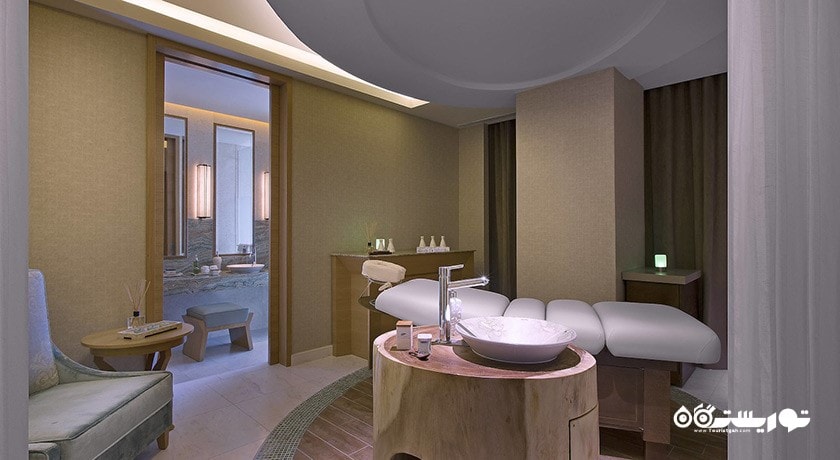 تخت ماساژ مرکز سلامتی و اسپا