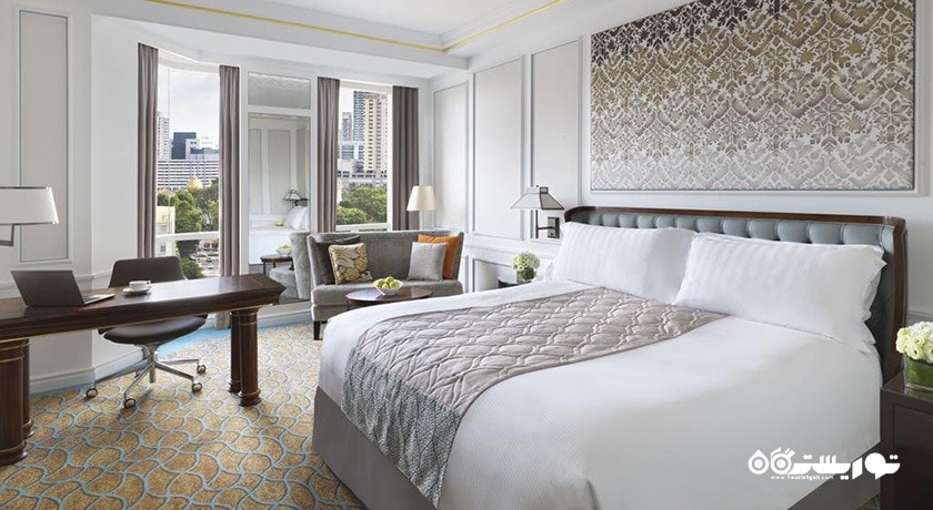 نمای تخت بزرگ اتاق دلوکس