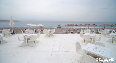 نمایی از بار ساحلی هتل