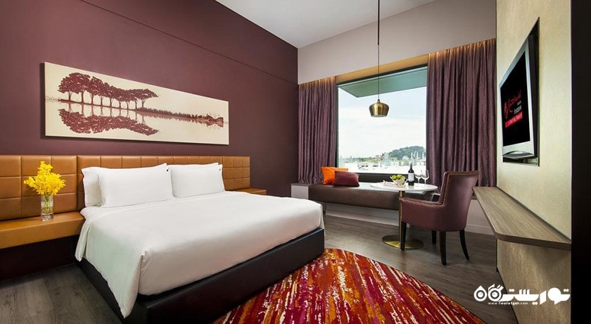 نمای تخت بزرگ اتاق دلوکس