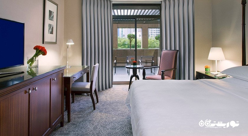 نمای تخت بزرگ اتاق تراس