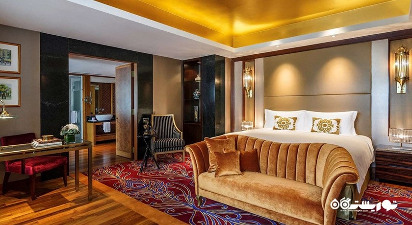 نمای تخت بزرگ ویلا دوخوابه