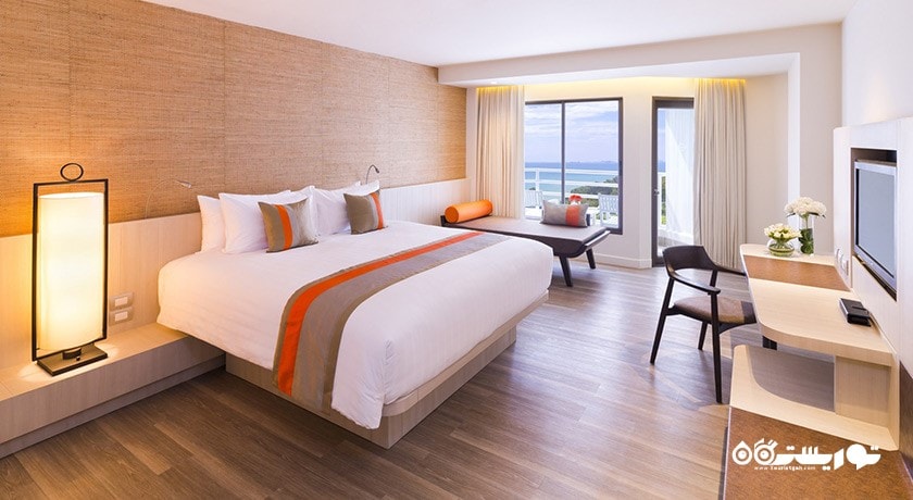 نمای تخت بزرگ اتاق دلوکس