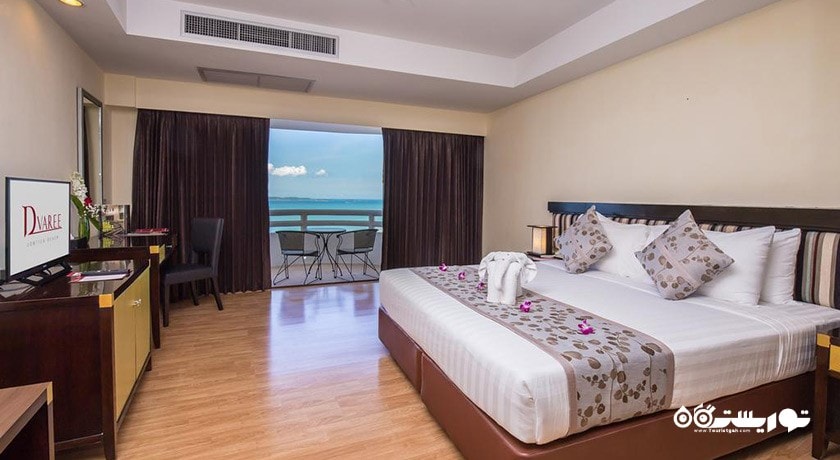 نمای تخت بزرگ اتاق دلوکس