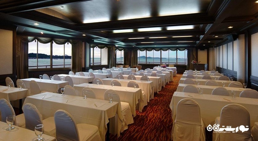 سالن برگزاری همایش و جلسات