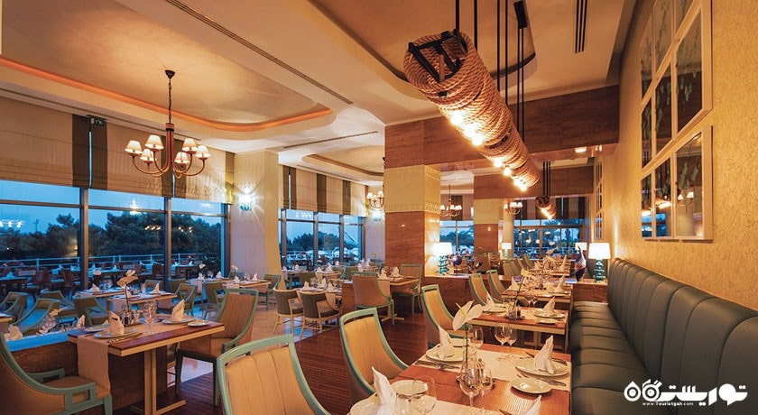 رستوران آلاکارت ساپور