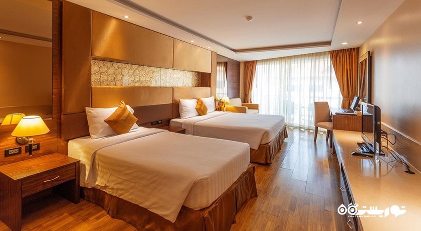 نمای تخت های اتاق دلوکس فمیلی
