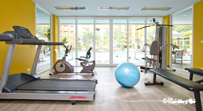 سالن ورزشی هتل گرند بلا