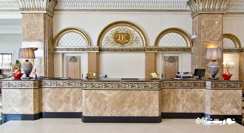 میز پذیرش هتل ال کی امپرس