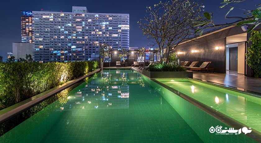 استخر روباز هتل پیج تن