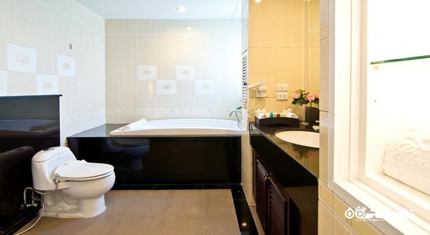 حمام و سرویس بهداشتی اتاق ها