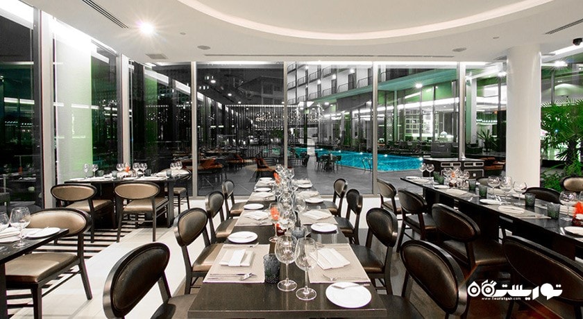 رستوران او هتل وی