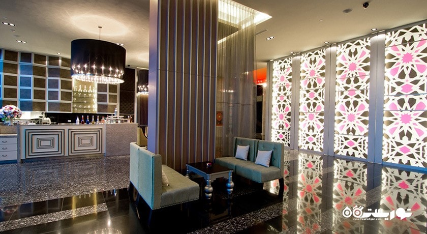 ویوی بار هتل وی