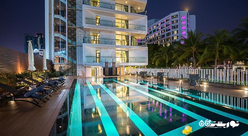 استخر روباز هتل مرا مر