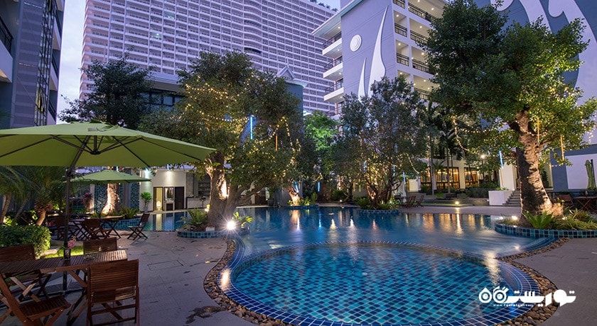 استخر روباز هتل بی بیچ ریزورت پاتایا