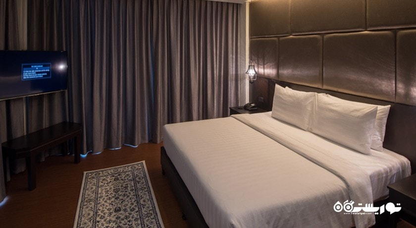 نمای تخت بزرگ اتاق دلوکس