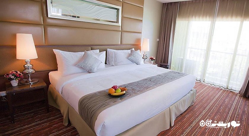 نمای تخت بزرگ سوئیت اگزکیوتیو