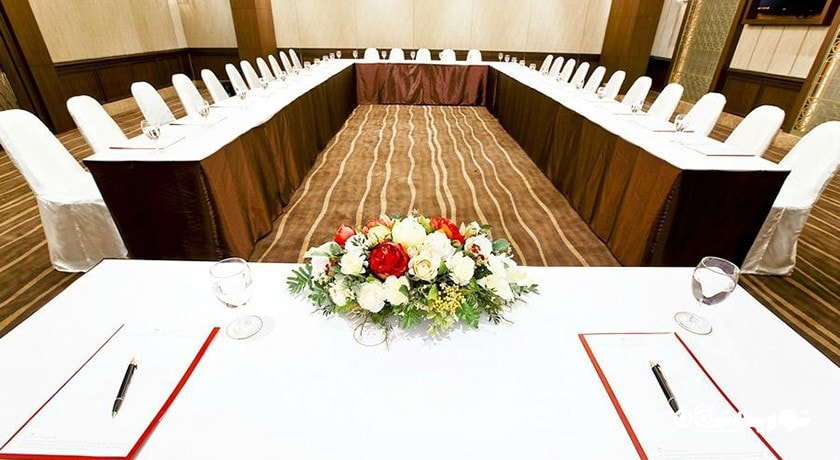 اتاق برگزاری جلسات در هتل