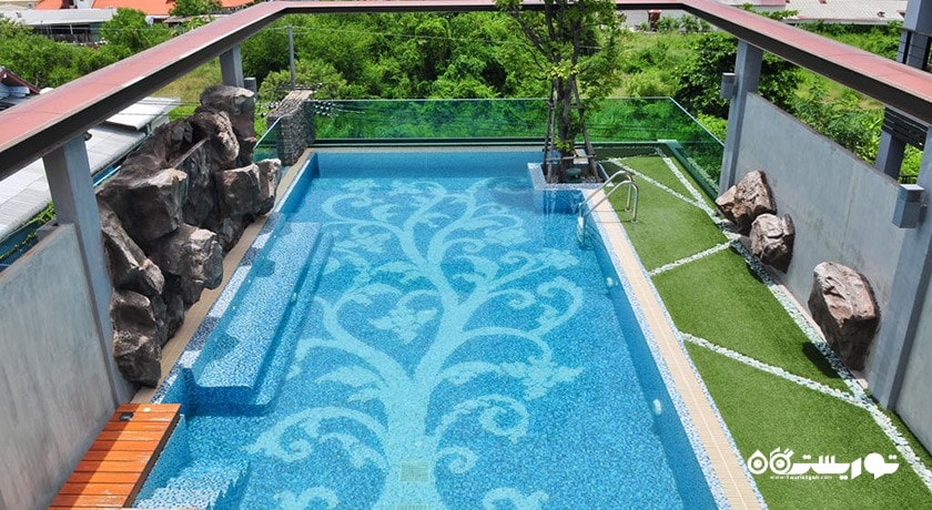 استخر روباز هتل ل ورنیساژ