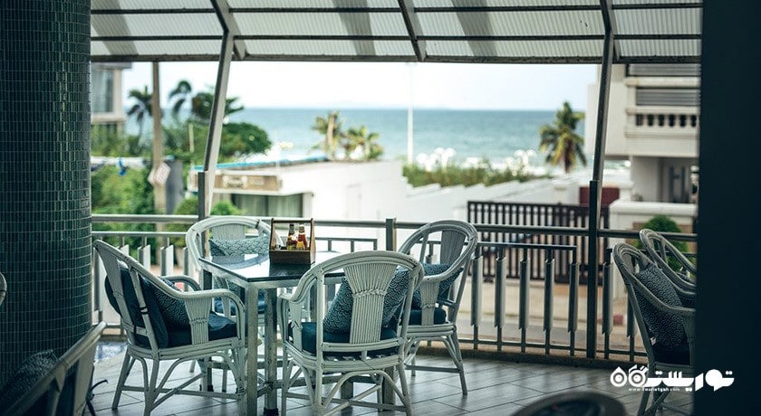 محوطه فضای باز رستوران هتل