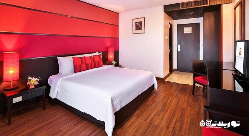 نمای تخت بزرگ اتاق سوپریور