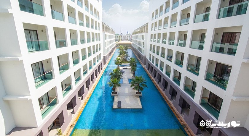 استخر روباز هتل ورابوری د ریتز اند اسپا