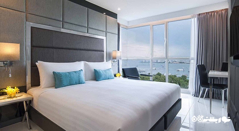 نمای تخت بزرگ سوئیت دوخوابه