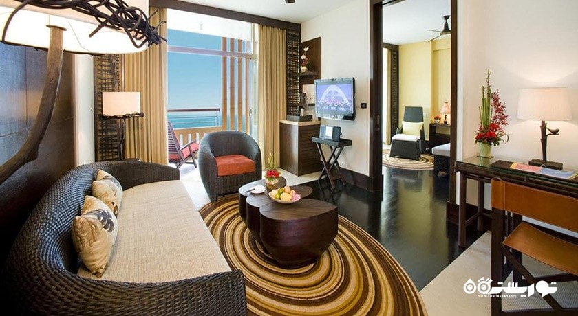 محوطه نشیمن سوئیت کلاب