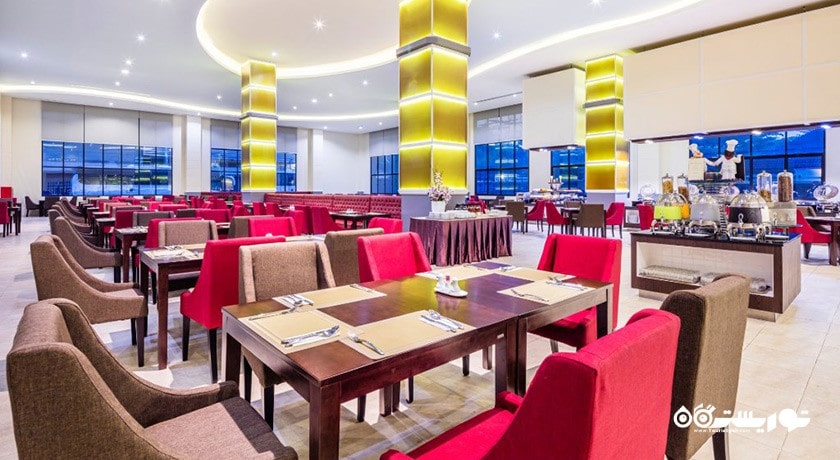 نمای کلی از رستوران رویال کیچن