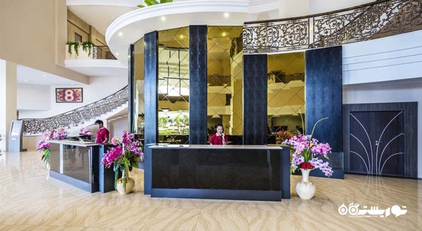 میز پذیرش هتل گرند پلازو