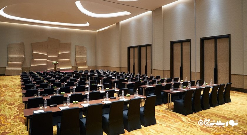 سالن برگزاری همایش و جلسات