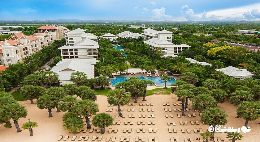 نمای کلی هتل ریویندرا بیچ ریزورت اند اسپا