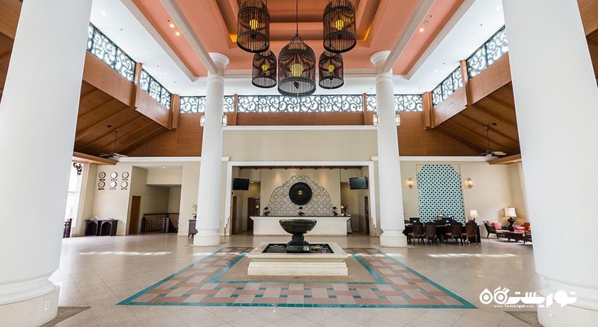 میز پذیرش هتل ریویندرا بیچ ریزورت اند اسپا