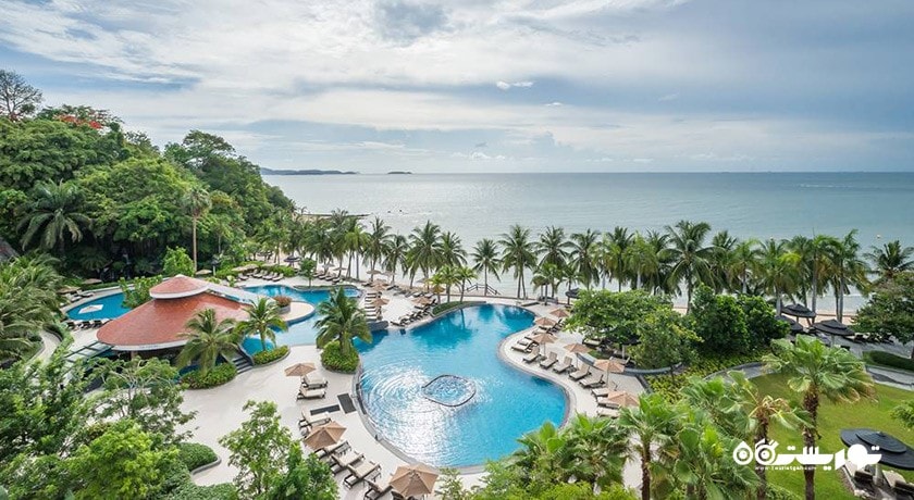 استخر روباز هتل رویال وینگ سوئیتس اند اسپا