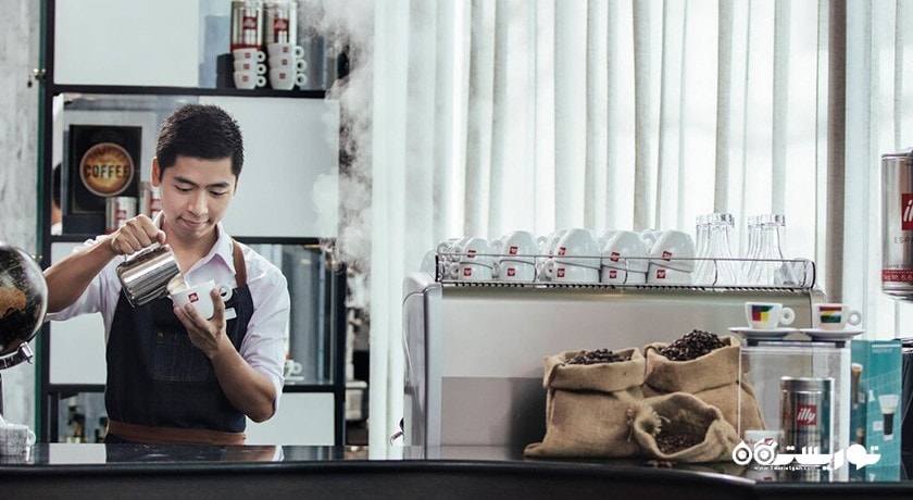 لتیتود ترتین هتل لمریدین بانکوک