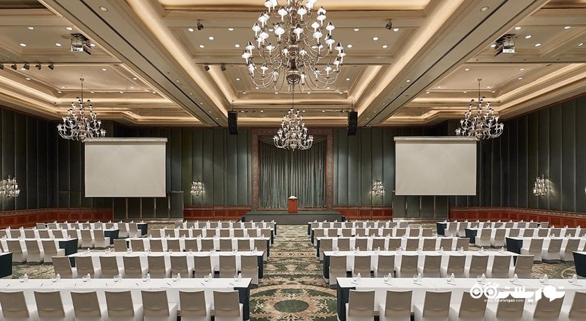 سالن برگزاری همایش و جلسات