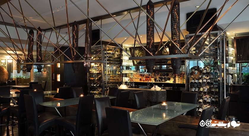 نمای بار ات فور هاندرد ناینتی فور