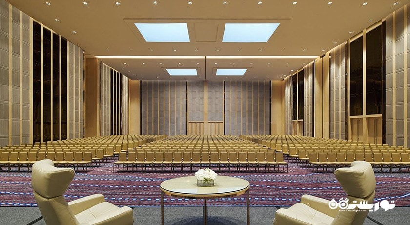 سالن برگزاری همایش و جلسات