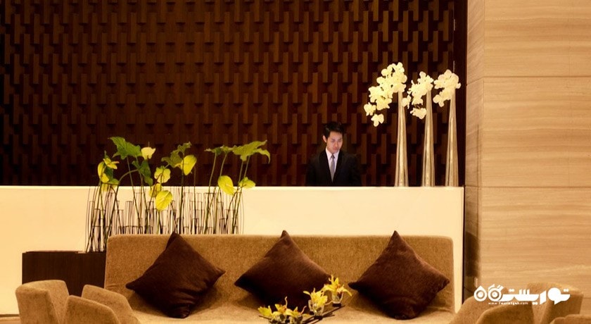 میز پذیرش هتل آتاس لومپینی