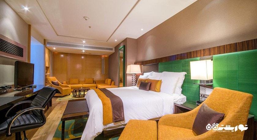 نمای تخت بزرگ سوئیت اگزکیوتیو