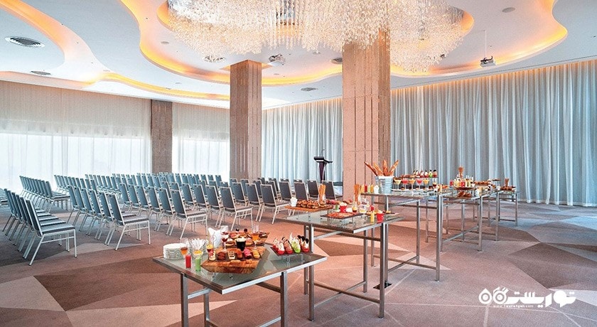 سالن برگزاری همایش و جلسات