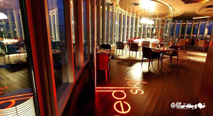 رستوران رد اسکای هتل سنتارا گرند ات سنترال ورلد