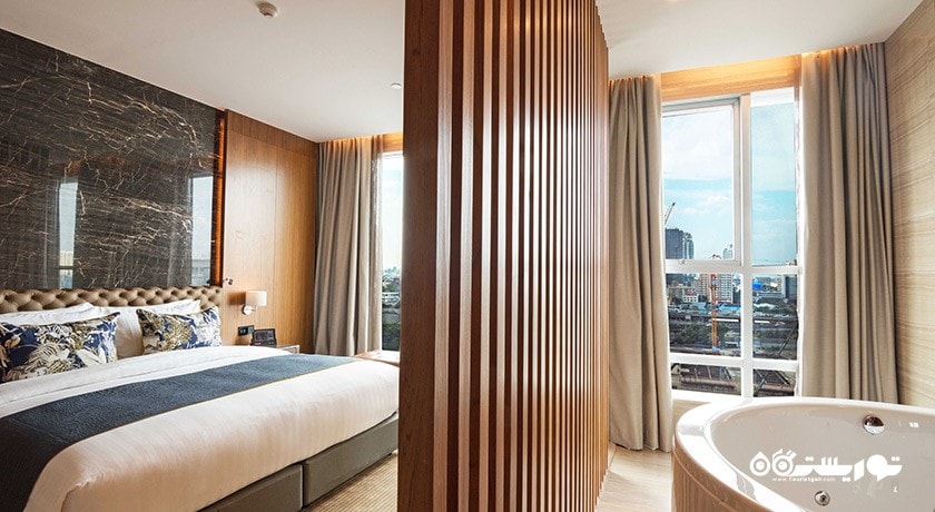 نمای تخت بزرگ سوئیت هتل